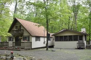 121 Mountain View Dr, Lords Valley, PA 18428 - Photo 1