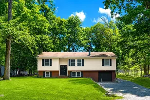 102 Forest Rd, Dingmans Ferry, PA 18328 - Photo 4