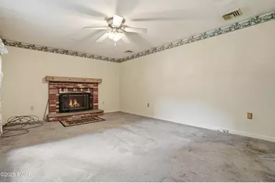 121 Independence Drive, Milford, PA 18337 - Photo 8