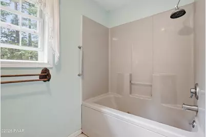 121 Independence Drive, Milford, PA 18337 - Photo 30