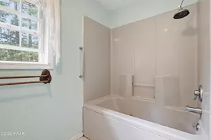 121 Independence Dr, Milford, PA 18337 - Photo 30