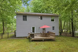 117 Franklin Dr, Hawley, PA 18428 - Photo 36