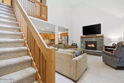 117 Franklin Drive, Hawley, PA 18428 - Photo 8