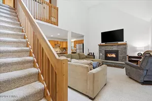 117 Franklin Dr, Hawley, PA 18428 - Photo 8