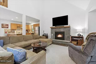 117 Franklin Dr, Hawley, PA 18428 - Photo 6