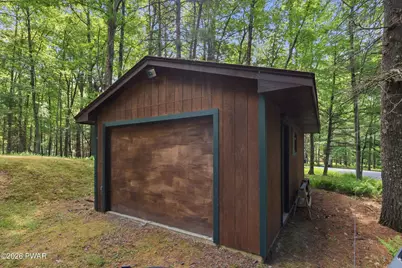101 Hemlock Point Court, Hawley, PA 18428 - Photo 38