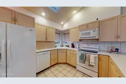 201 Broadmoor Drive, Lords Valley, PA 18428 - Photo 6