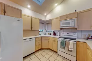 201 Broadmoor Dr, Lords Valley, PA 18428 - Photo 6