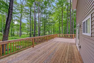 117 Sheridan Rd, Hawley, PA 18428 - Photo 8
