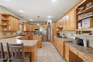 111 Highland Ln, Hawley, PA 18428 - Photo 26