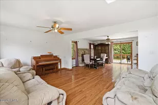 8 Bass Ct, Gouldsboro, PA 18424 - Photo 6