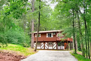 116 Heron Bay Rd, Hawley, PA 18428 - Photo 8