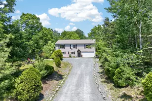 115 Gelso Ct, Hawley, PA 18428 - Photo 1