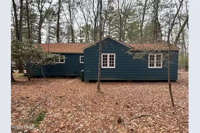 111 Deer Xing, Paupack, PA 18451 - Photo 4