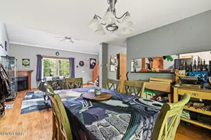 111 Grasshopper Ln, Greentown, PA 18426 - Photo 12