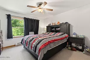 111 Grasshopper Ln, Greentown, PA 18426 - Photo 28