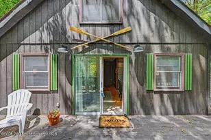1031 Canary Ln, Lake Ariel, PA 18436 - Photo 4