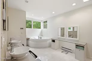 128 Broadmoor Dr, Hawley, PA 18428 - Photo 38