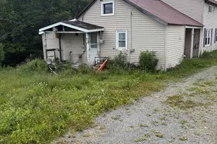 274 Hellmers Hill Rd, Equinunk, PA 18417 - Photo 2
