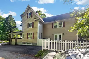 46 Fairview Ave, Mount Pocono, PA 18344 - Photo 4