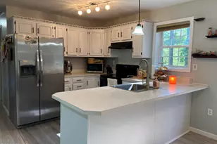 103 Larch Ct, Dingmans Ferry, PA 18328 - Photo 8