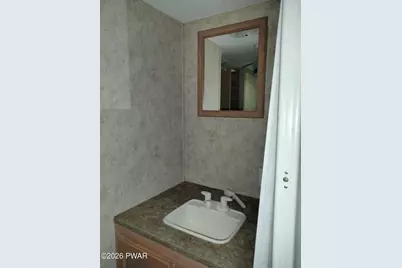 260 Village Drive E, Milford, PA 18337 - Photo 12