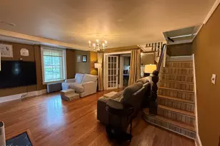 219 Broad St, Milford, PA 18337 - Photo 10