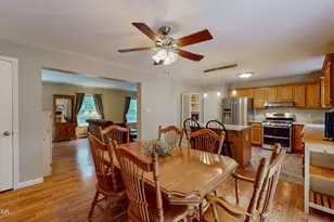 102 Acacia Ct, Milford, PA 18337 - Photo 12