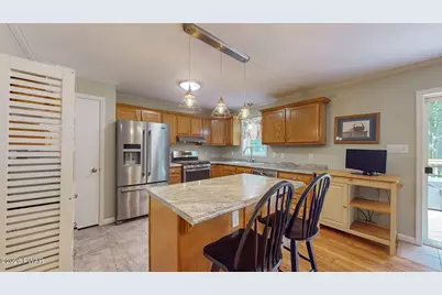 102 Acacia Court, Milford, PA 18337 - Photo 8