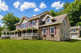 104 Masthope Plank Rd, Lackawaxen, PA 18435 - Photo 4