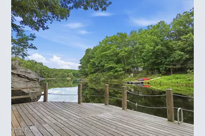 472 Log Tavern Road, Milford, PA 18337 - Photo 4