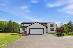 348 Egypt Rd, Honesdale, PA 18431 - Photo 16