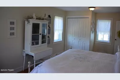 127 Valleyview Road, Greentown, PA 18426 - Photo 12