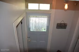 127 Valleyview Rd, Greentown, PA 18426 - Photo 14
