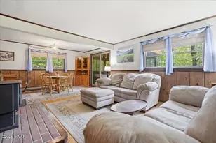 28 Bruin Rd, Lake Ariel, PA 18436 - Photo 6