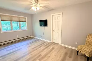 1020 Arrowhead Ct, Lake Ariel, PA 18436 - Photo 14