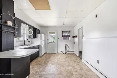 915 N Rebecca Avenue, Scranton, PA 18504 - Photo 18