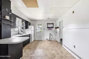 915 N Rebecca Ave, Scranton, PA 18504 - Photo 18