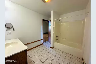 109 Mountain Laurel Lane, Tafton, PA 18464 - Photo 20