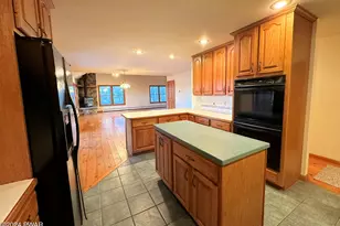109 Mountain Laurel Ln, Tafton, PA 18464 - Photo 10