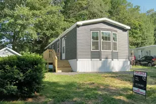 5 Evergreen Mhp Park, Jefferson Township, PA 18436 - Photo 2