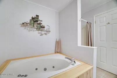 508 Crest Drive, Hawley, PA 18428 - Photo 28