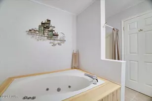 508 Crest Dr, Hawley, PA 18428 - Photo 28