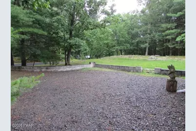 386 Wild Acres Drive, Dingmans Ferry, PA 18328 - Photo 6