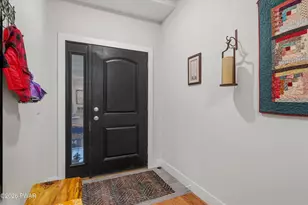812 Broad St, Milford, PA 18337 - Photo 12