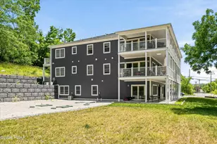812 Broad St, Milford, PA 18337 - Photo 6