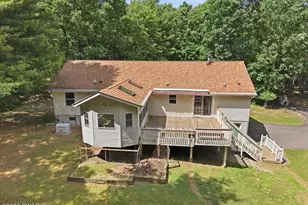 18 Holiday Dr, Hawley, PA 18428 - Photo 48