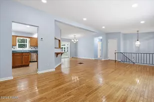 18 Holiday Dr, Hawley, PA 18428 - Photo 4