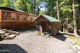 147 Bear Rock Rd, Lake Ariel, PA 18436 - Photo 6