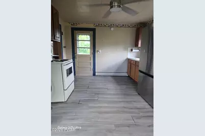 142 Center Street, Waymart, PA 18472 - Photo 8